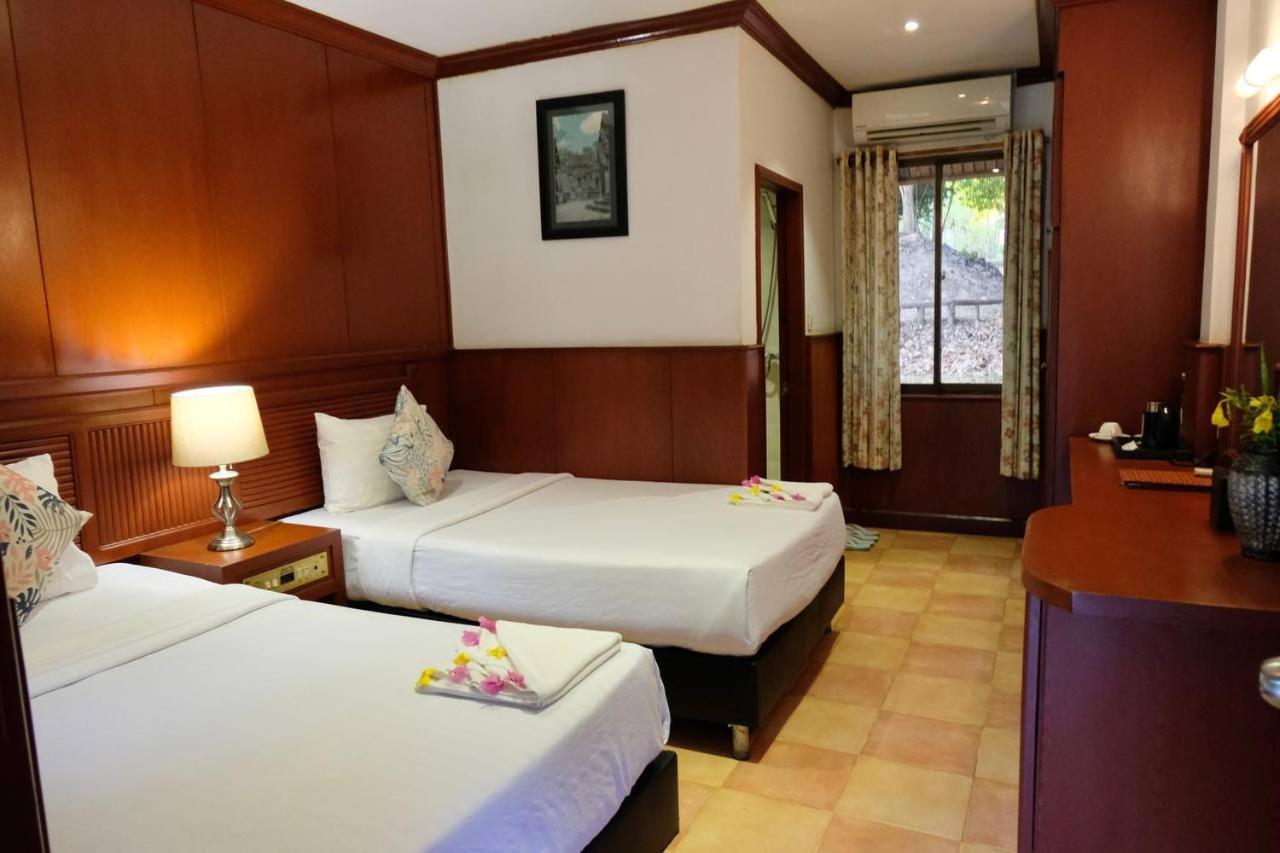 Kirirom Hillside Resort Kampong Speu Exterior photo